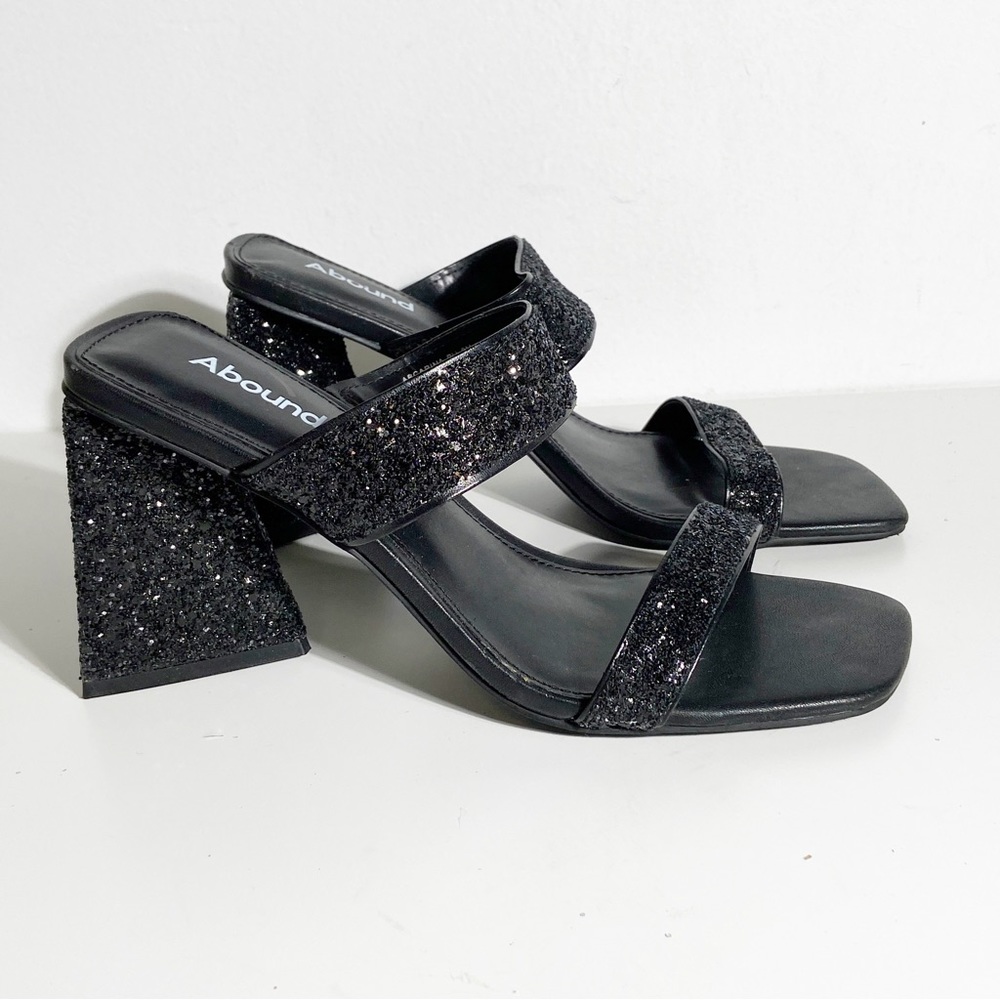 Abound Black Glitter Sandals - Picture 4 of 8